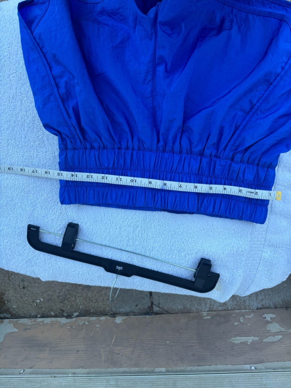 HALARA Smocked Waist Sport Shorts in Blue - Picture 7 of 8